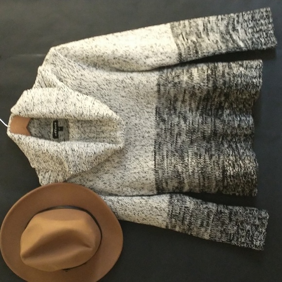 Effeci Oversized Turtleneck Striped Juliette Sleeve Sweater - Picture 8 of 12